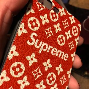 Supreme IPhone 8 Plus case